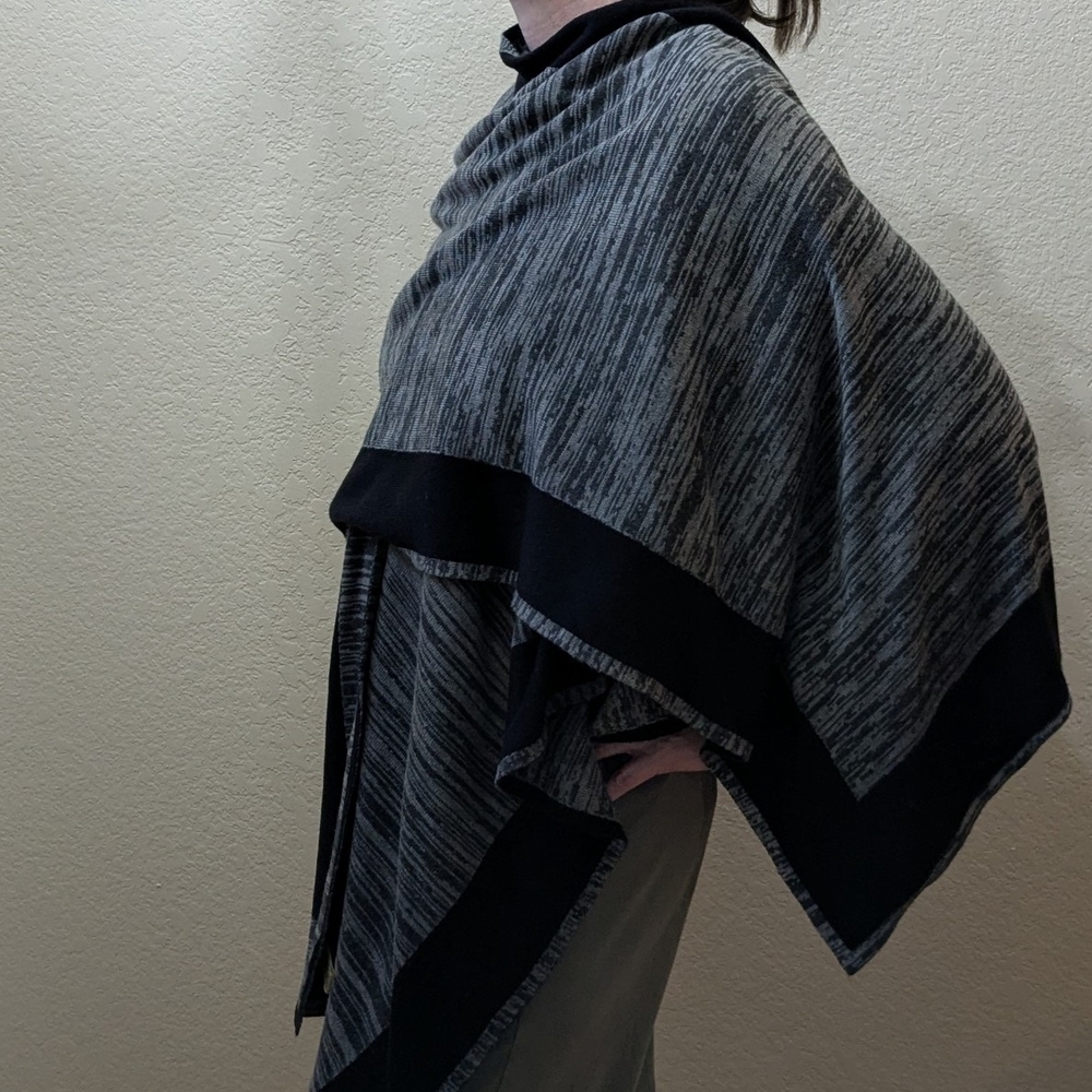 Oversize Wrap / Ruana By Calvin Klein, One Size